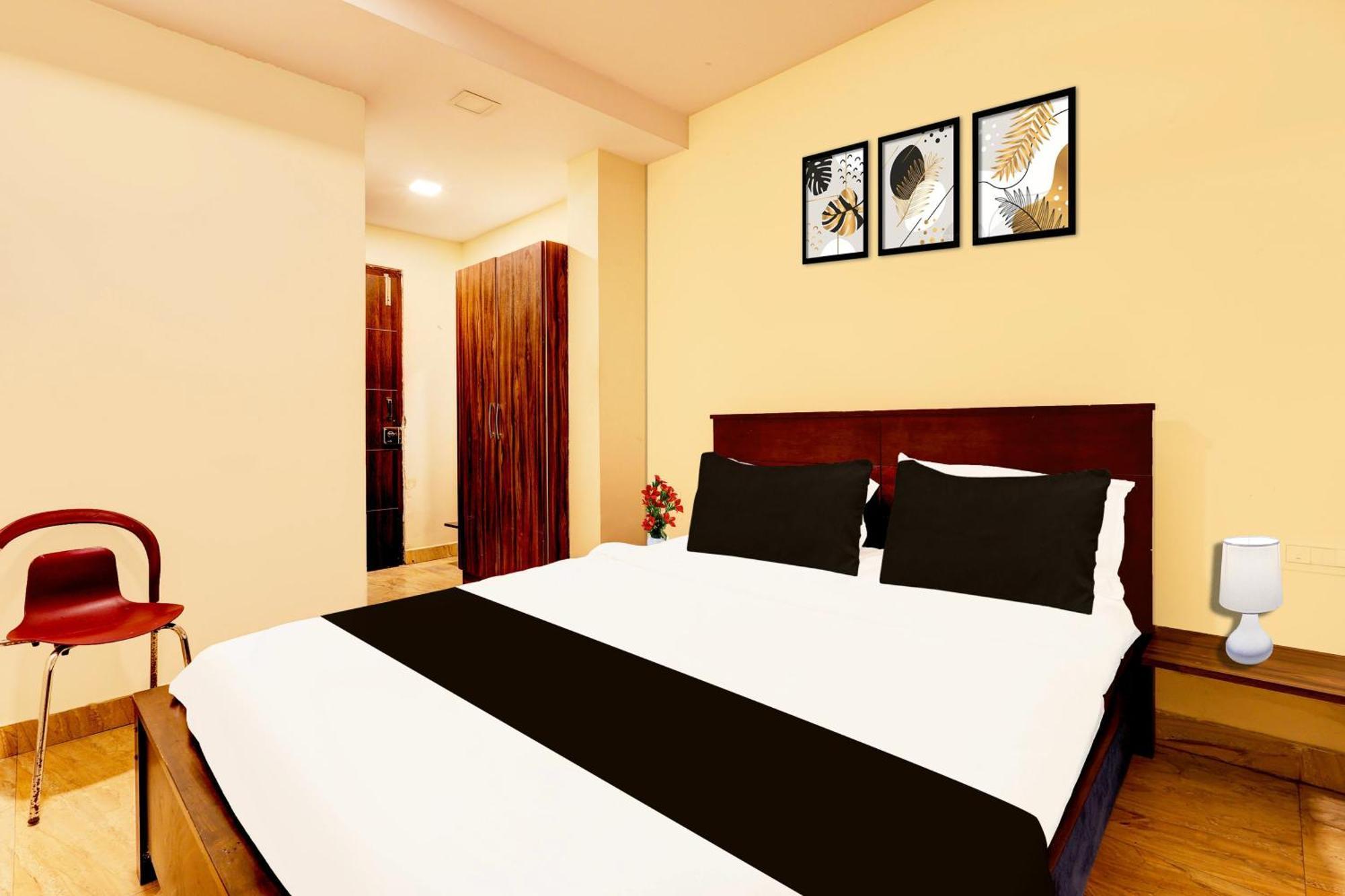 Super Hotel O Mahanadu Formerly Akshaya Bheemas Vijayawada Exterior photo